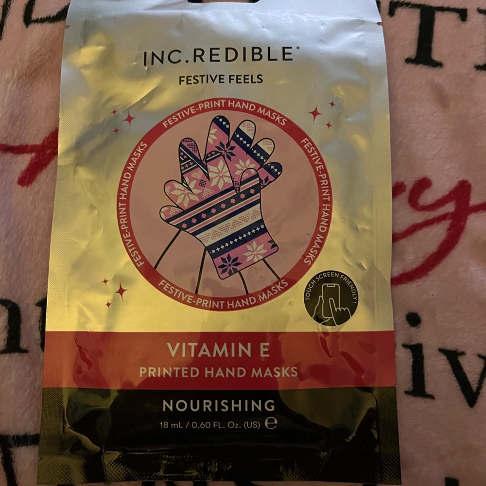 Gold and Pink Skincare Mask with Vitamin B